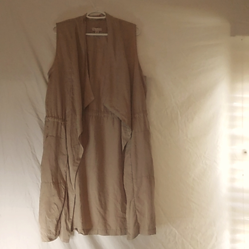 Tan Sleeveless long Cardigan